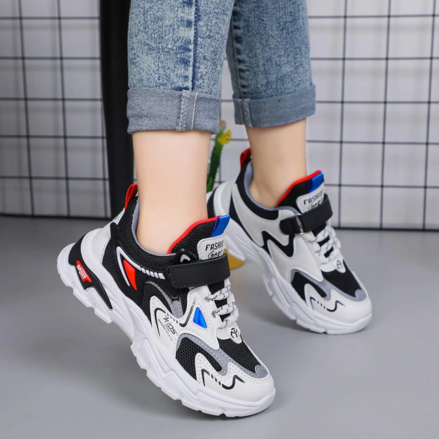 Boys Girls Sneakers, Kids Tennis Shoes for Walking/Running Lightweight Breathable Gym Shoes Outdoor Hiking Sports