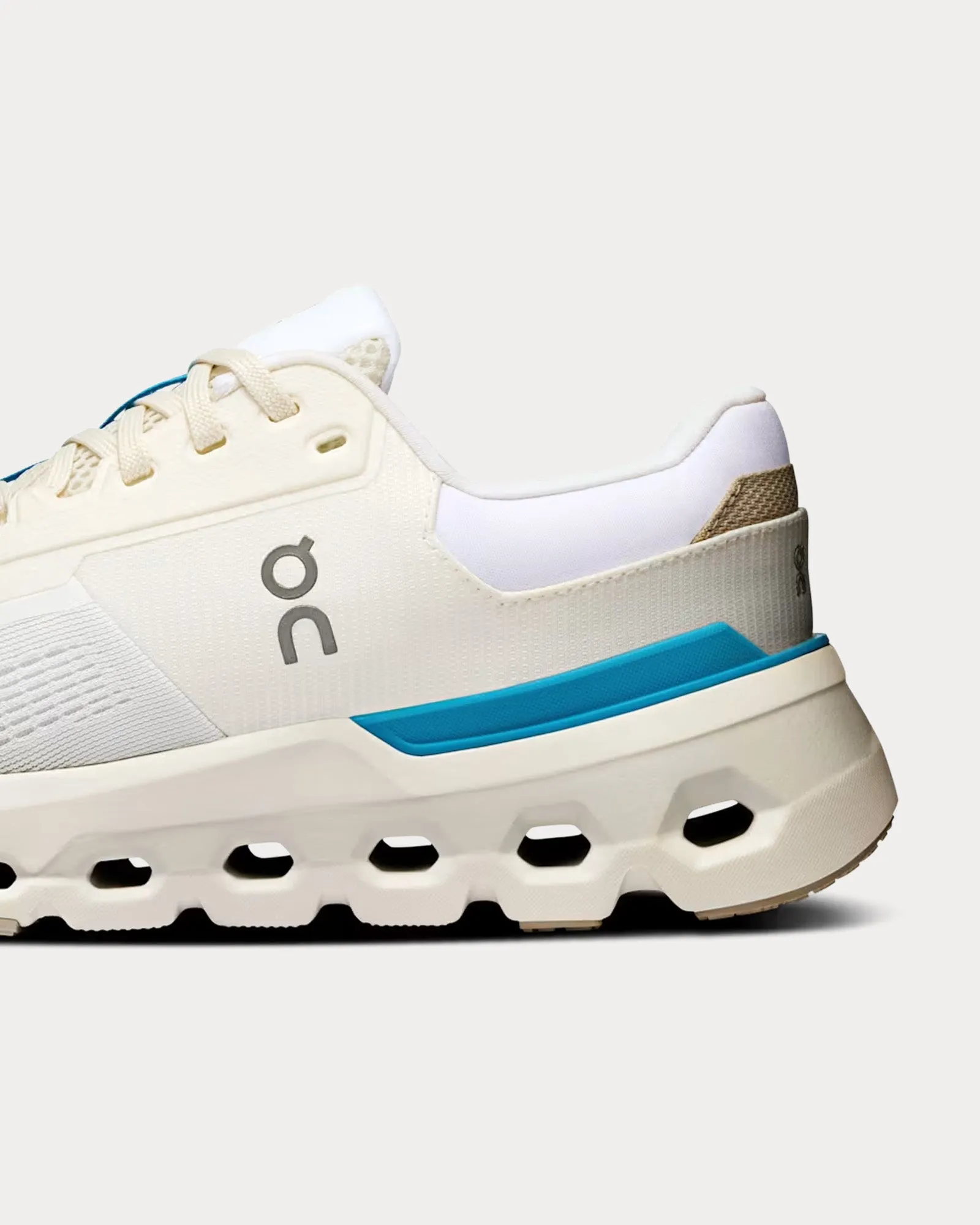 Cloudrunner 2 White / Horizon Running Shoes