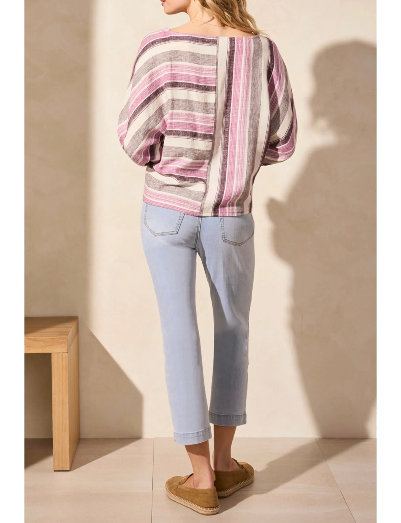 DOLMAN SLEEVE BOATNECK TOP