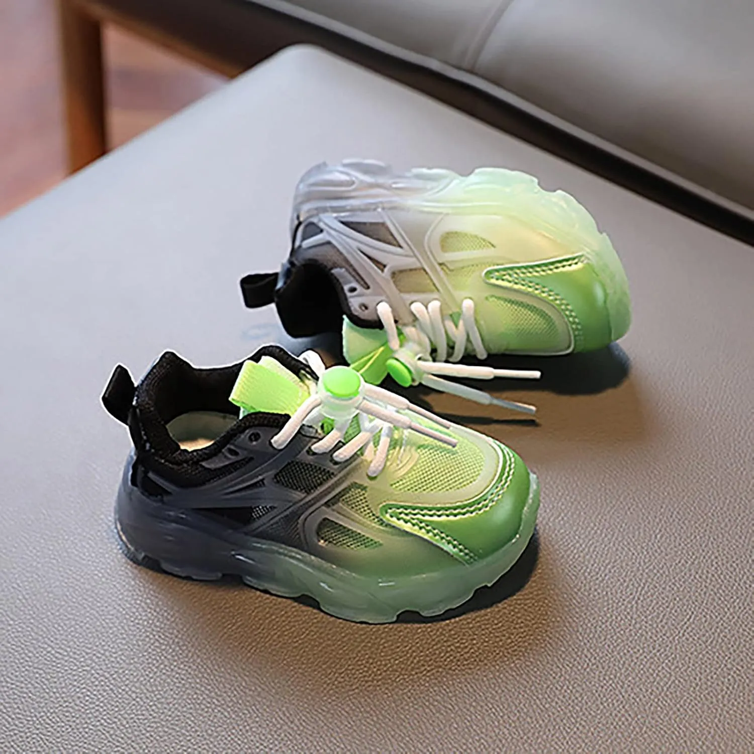 Kids Light Up Shoes Baby Toddler Boys Gradient Color Trainers Luminous Flashing Athletic Running Sport Baby Shoes