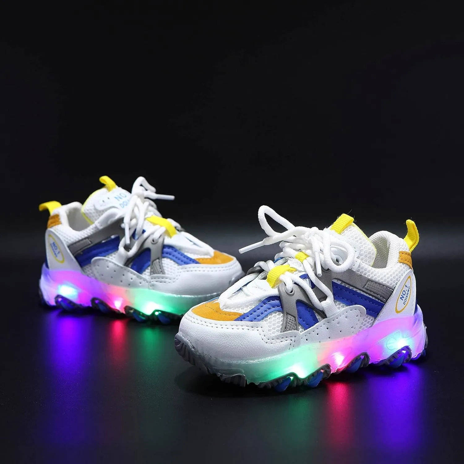 Kids Light Up Shoes Boys Girls Breathable Fashion Flashing Sneaker Athletic Running Shoe Toddler First Walking Sneaker
