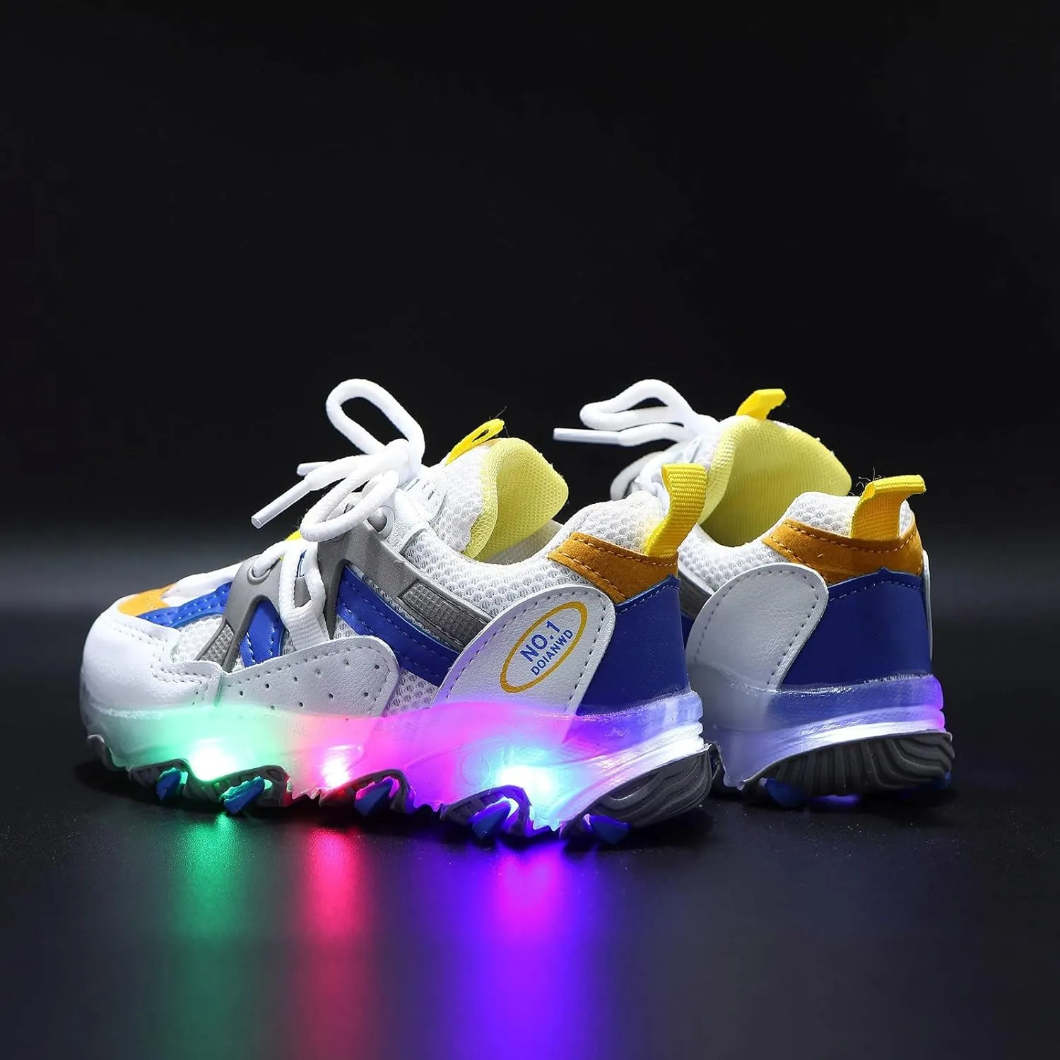 Kids Light Up Shoes Boys Girls Breathable Fashion Flashing Sneaker Athletic Running Shoe Toddler First Walking Sneaker