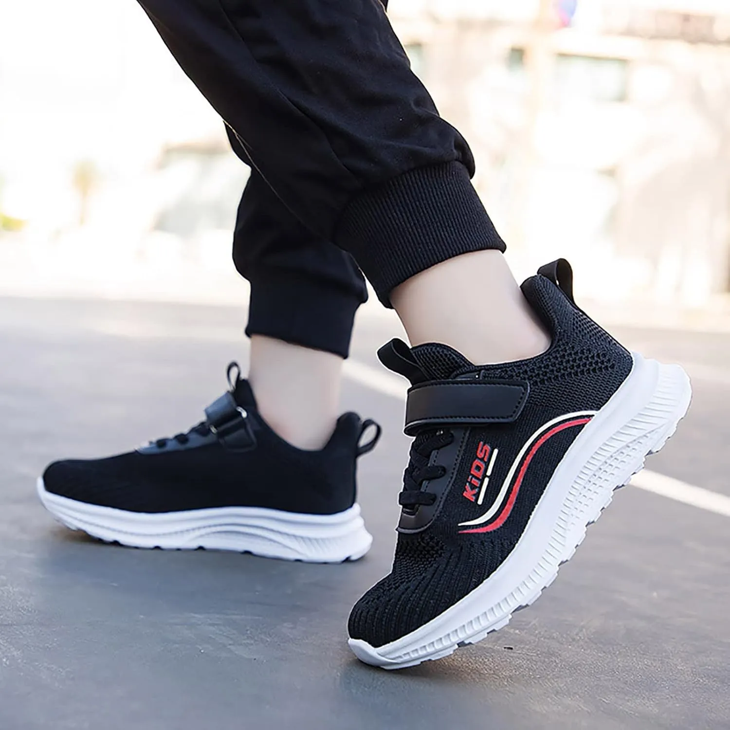 Kids Lightweight Running Shoes Breathable Elastic Adjustable Strap Soft Sole Anti Slip Tennis Shoes for Toddler