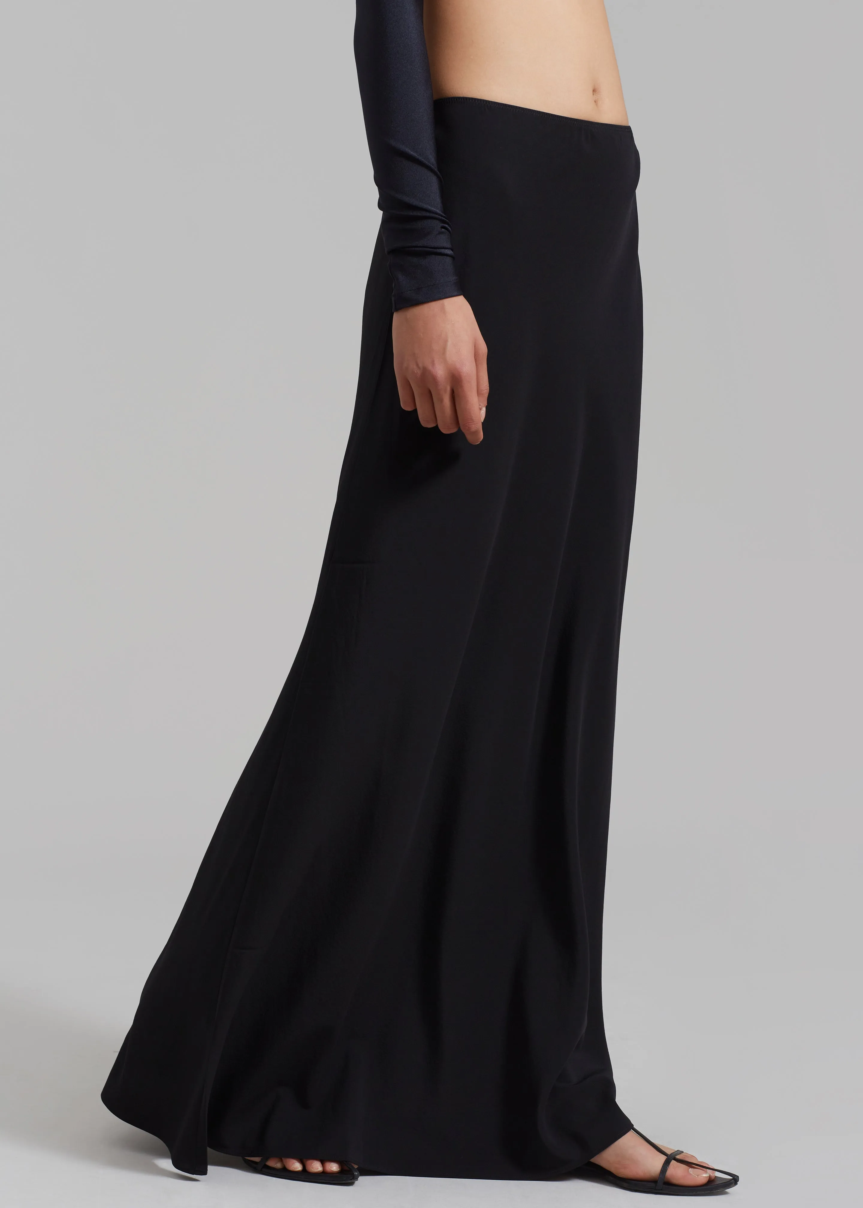 Matteau Bias Elastic Skirt - Black