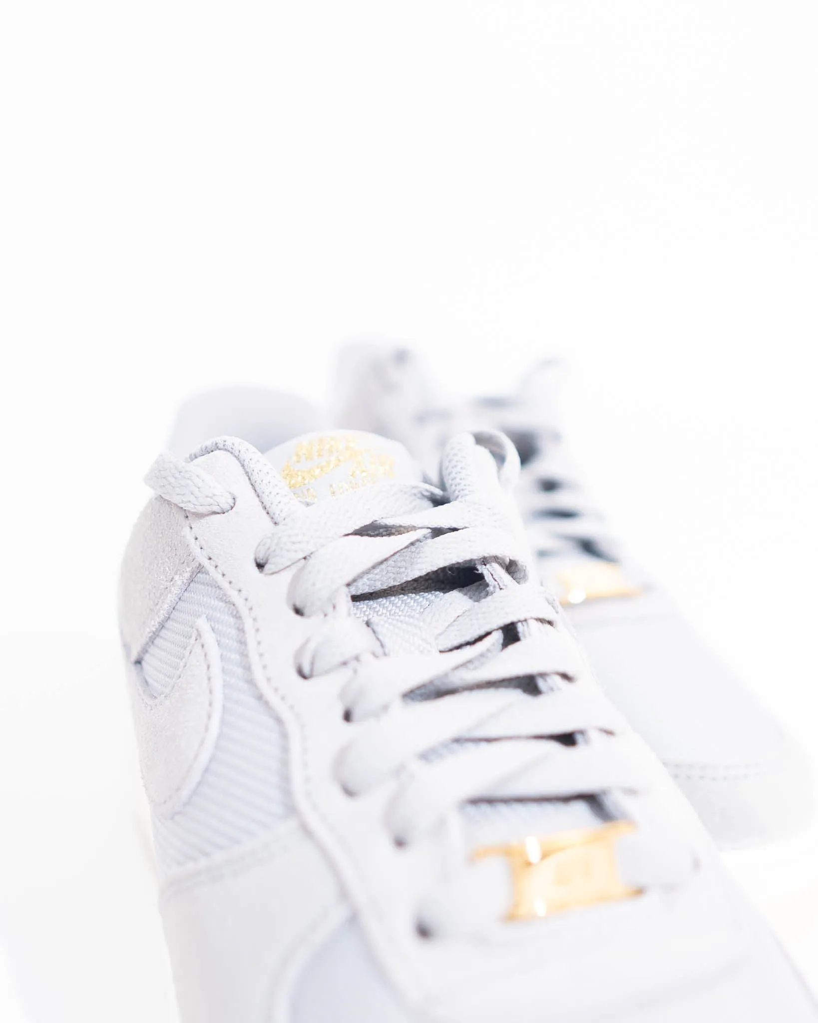 Nike Air Force 1 '07 LV8 Light Smoke Grey/Metallic