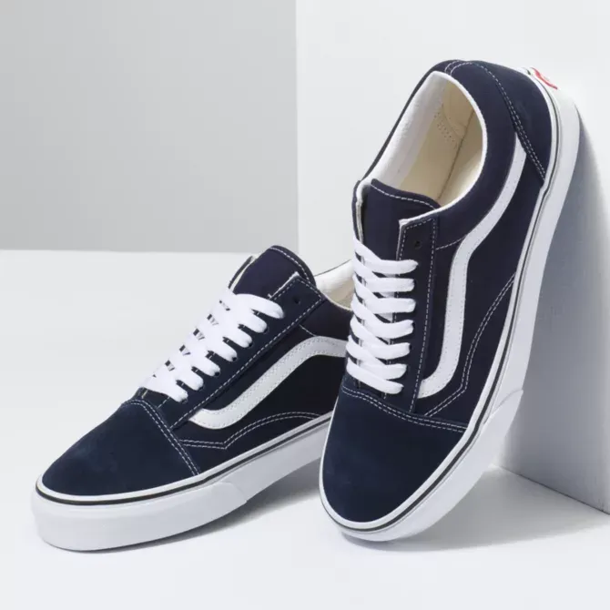 Old Skool - Parisian Night/True White