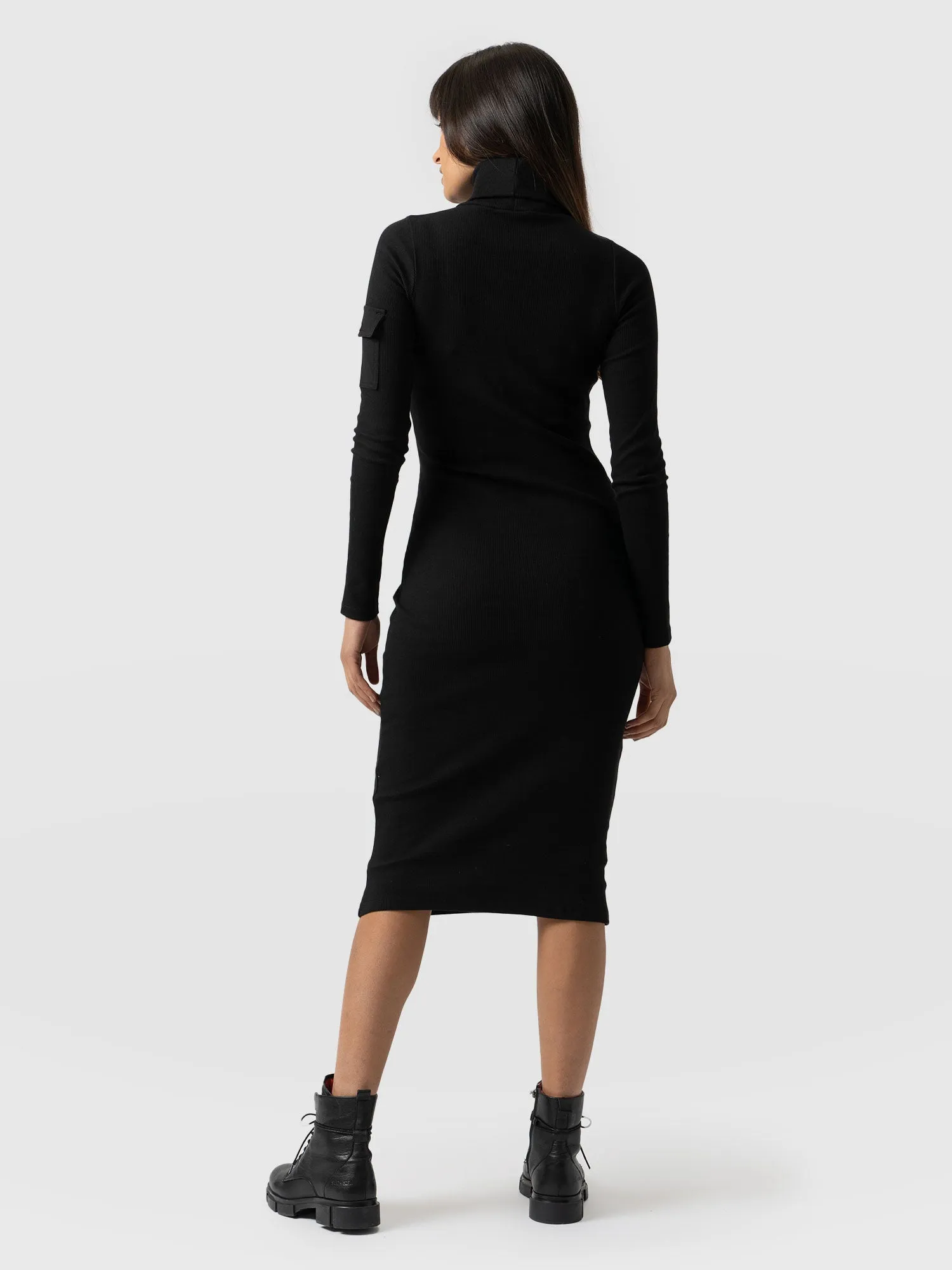 Pocket Turtle Neck Dress - Black