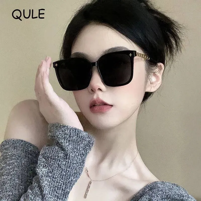 Small Frame Square Sunglass
