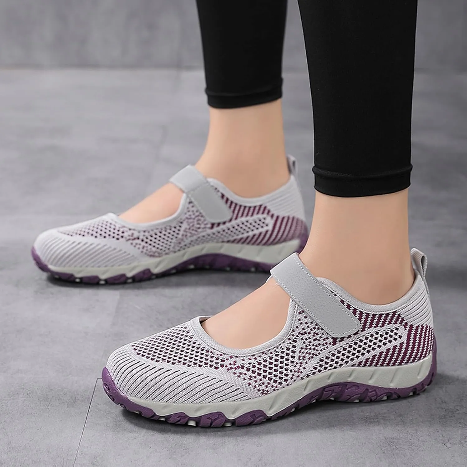 Womens Walking Shoes Slip on Memory Foam Non Slip Comfortable Running Shoes Breathable Gym Workout Shoes Fashion Lace Up Sneakers